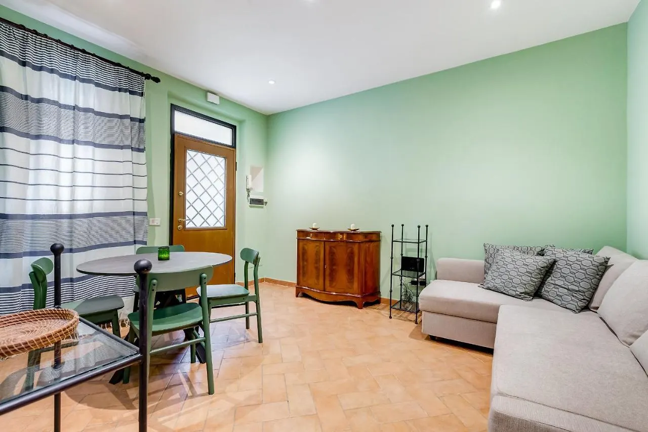 Sweet Home Vignola-Flaminio Rome 0*,  Italie